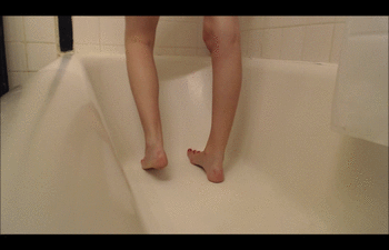 Cassie Shits Pasta Meal in the Bathtub