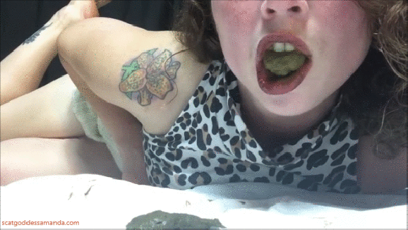 ScatGoddess Takes A Mouthful of Her Sexy Shit